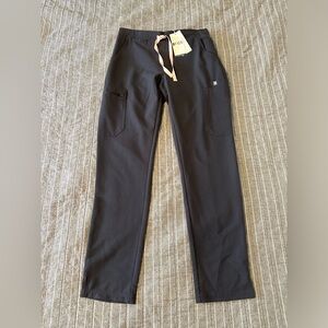 Figs Scrub Pants, Yola Skinny bottoms, Size XS, Charcoal Grey